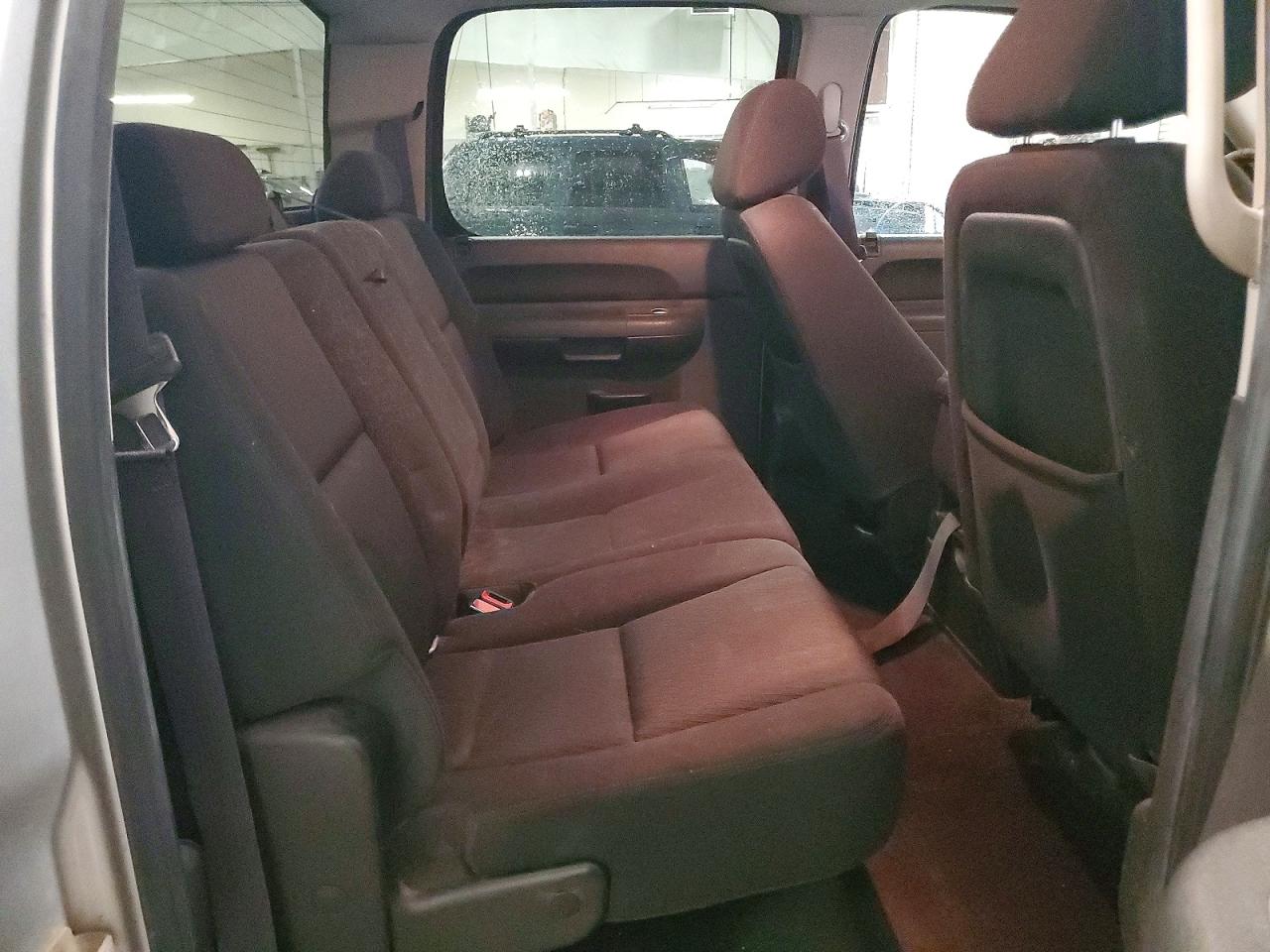 CHEVROLET SILVERADO 2012 — 11