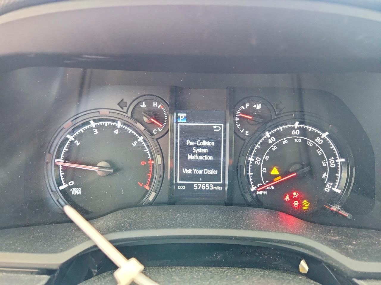 TOYOTA 4RUNNER 2021 — 10