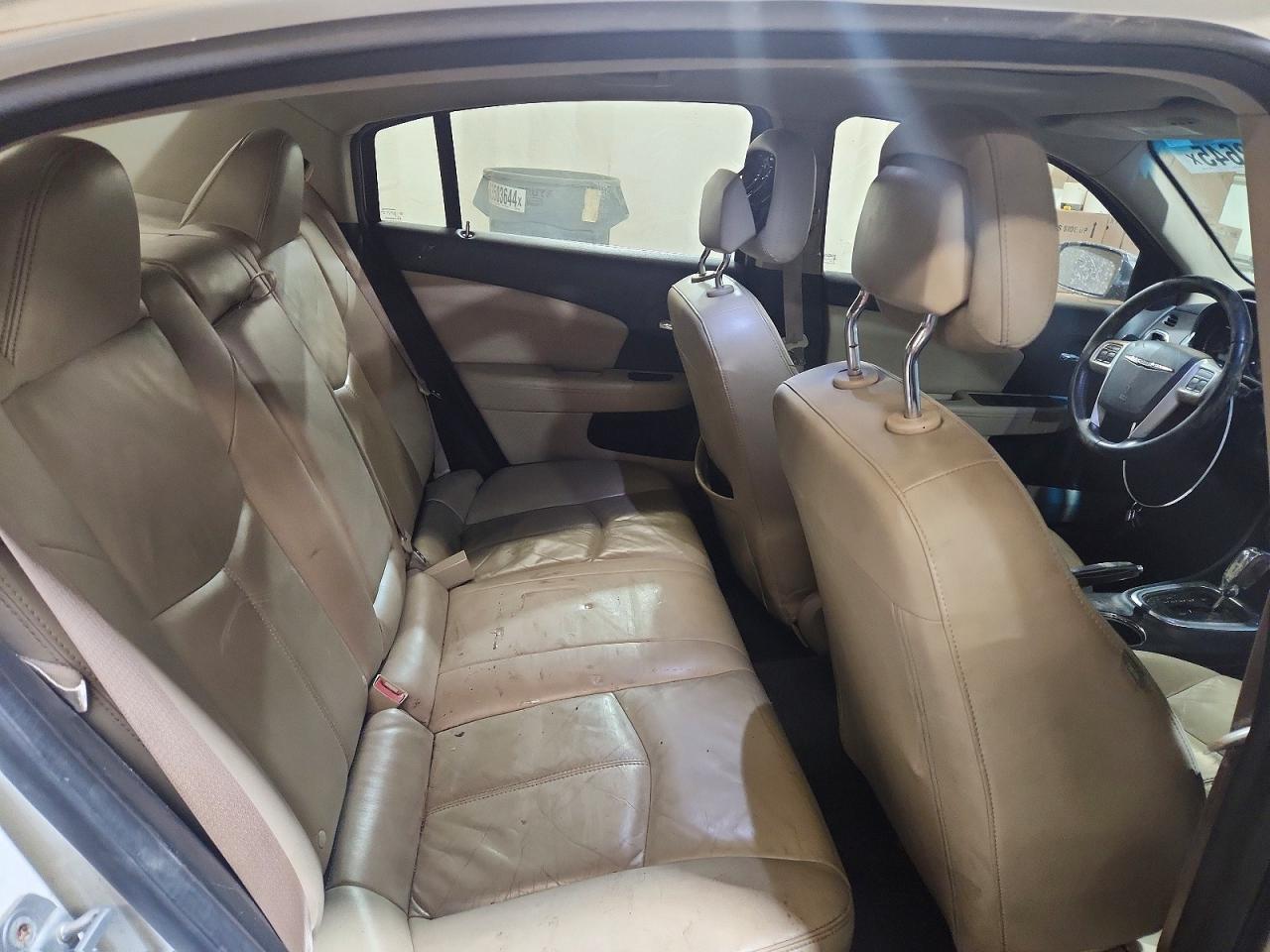CHRYSLER 200 2013 — 11