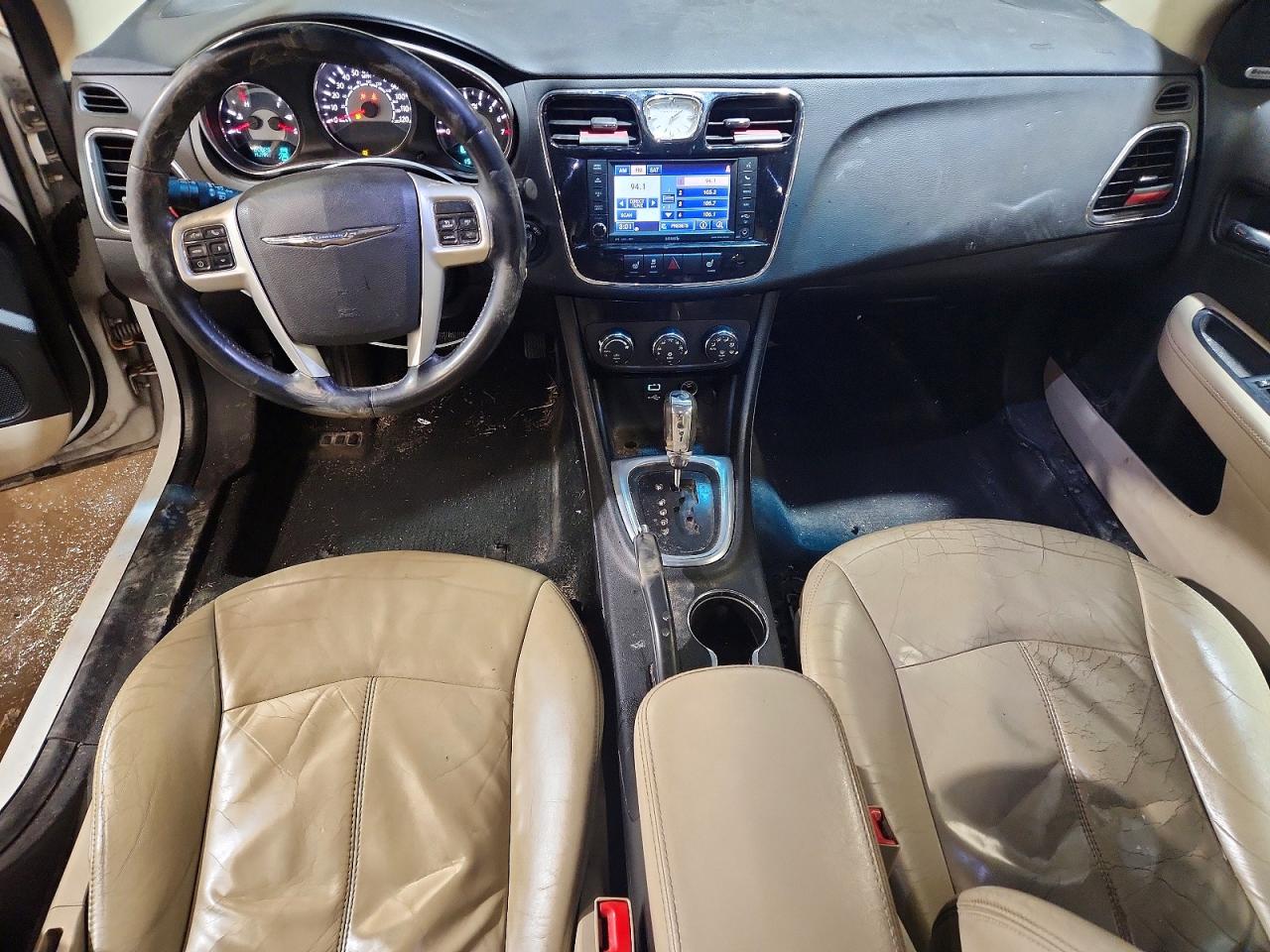 CHRYSLER 200 2013 — 9