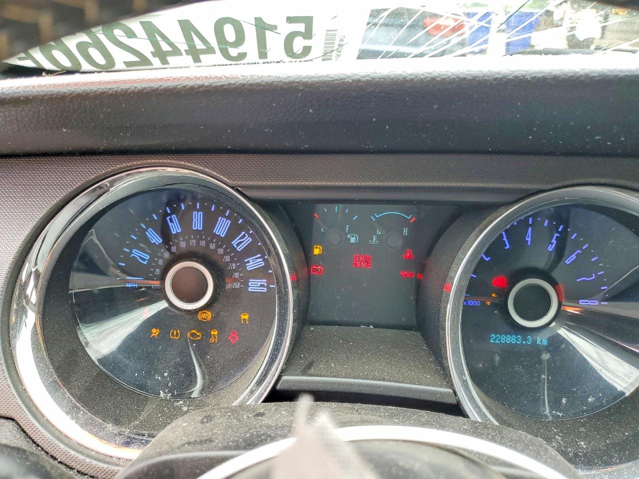 FORD MUSTANG 2014 — 10