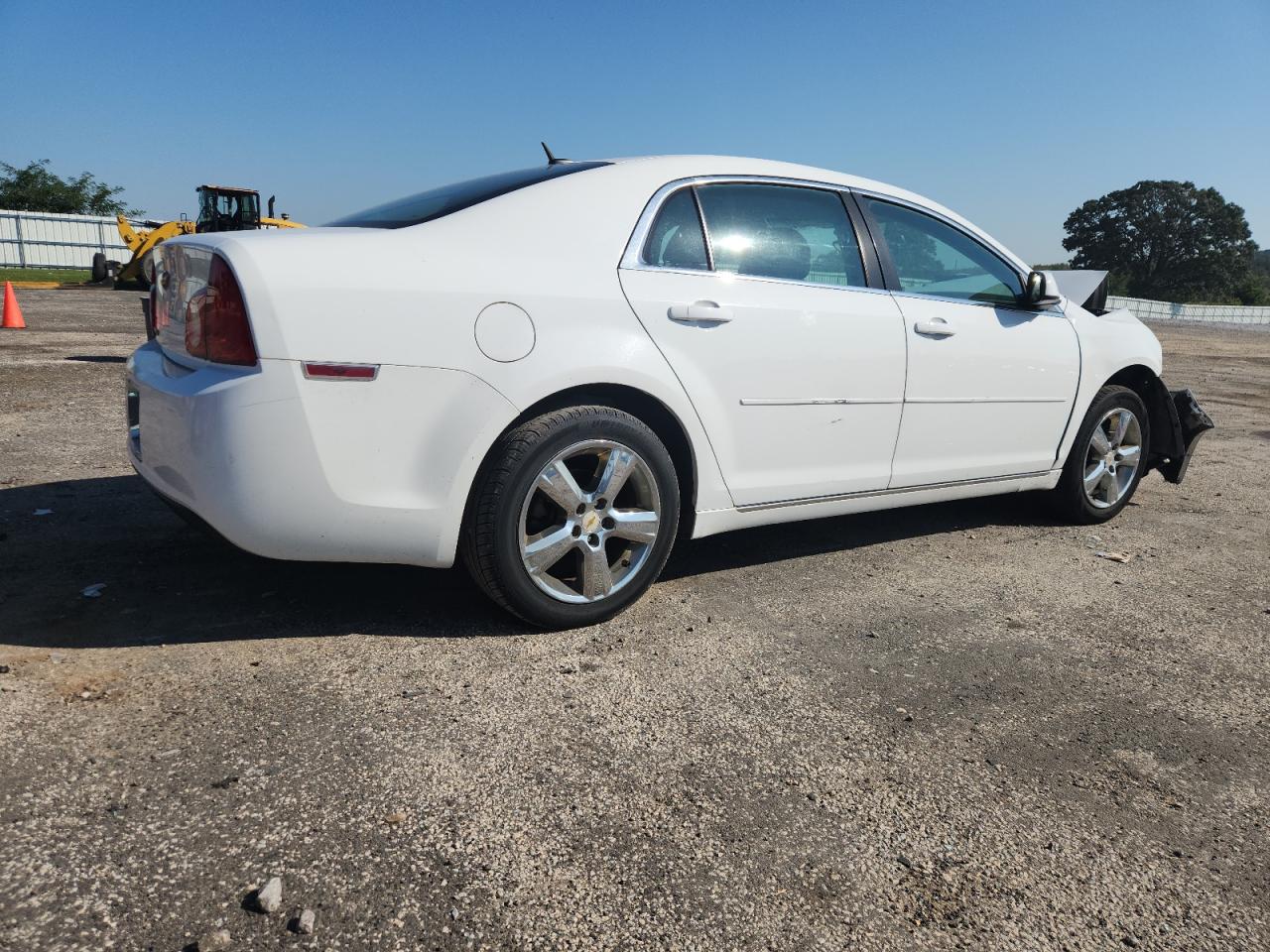 CHEVROLET MALIBU 2011 — 4