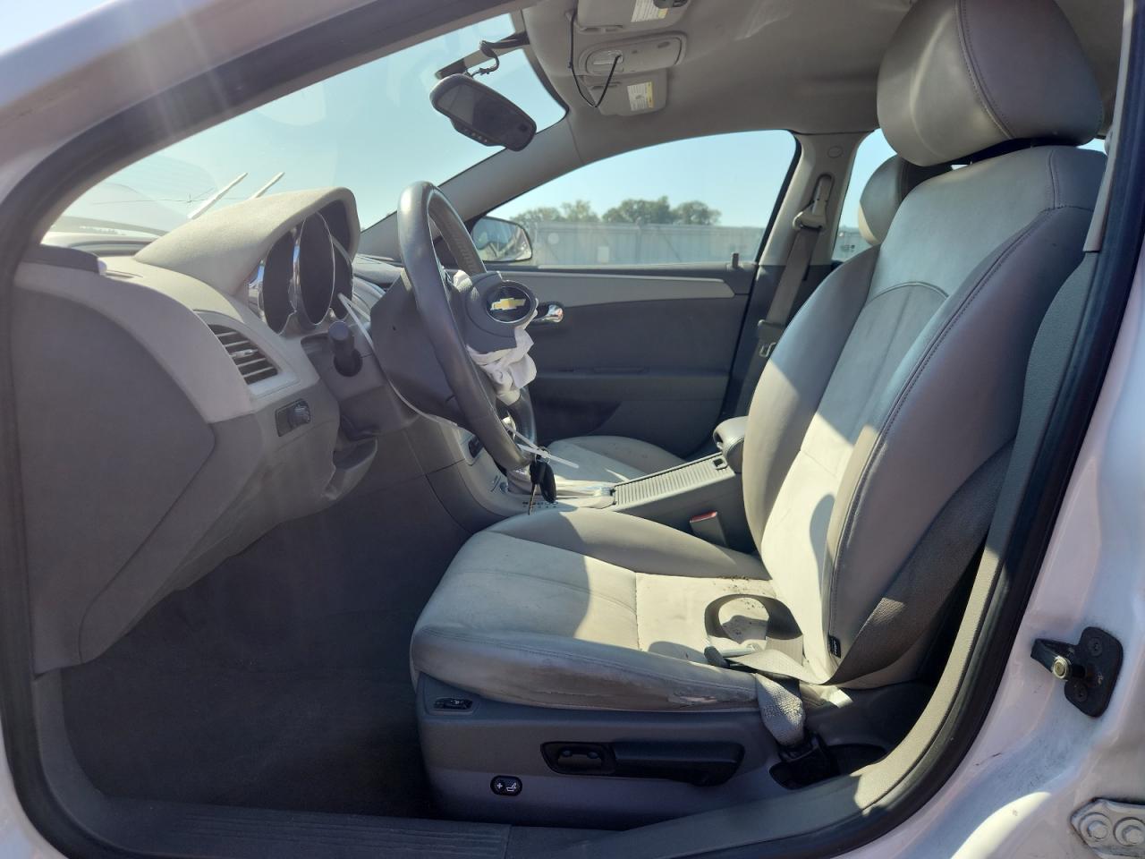 CHEVROLET MALIBU 2011 — 8