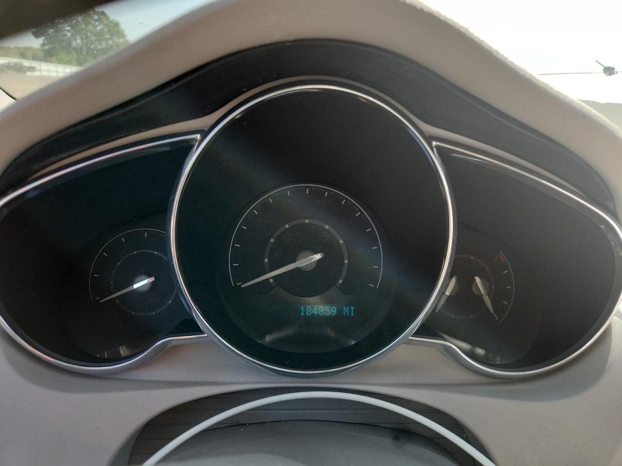 CHEVROLET MALIBU 2011 — 10