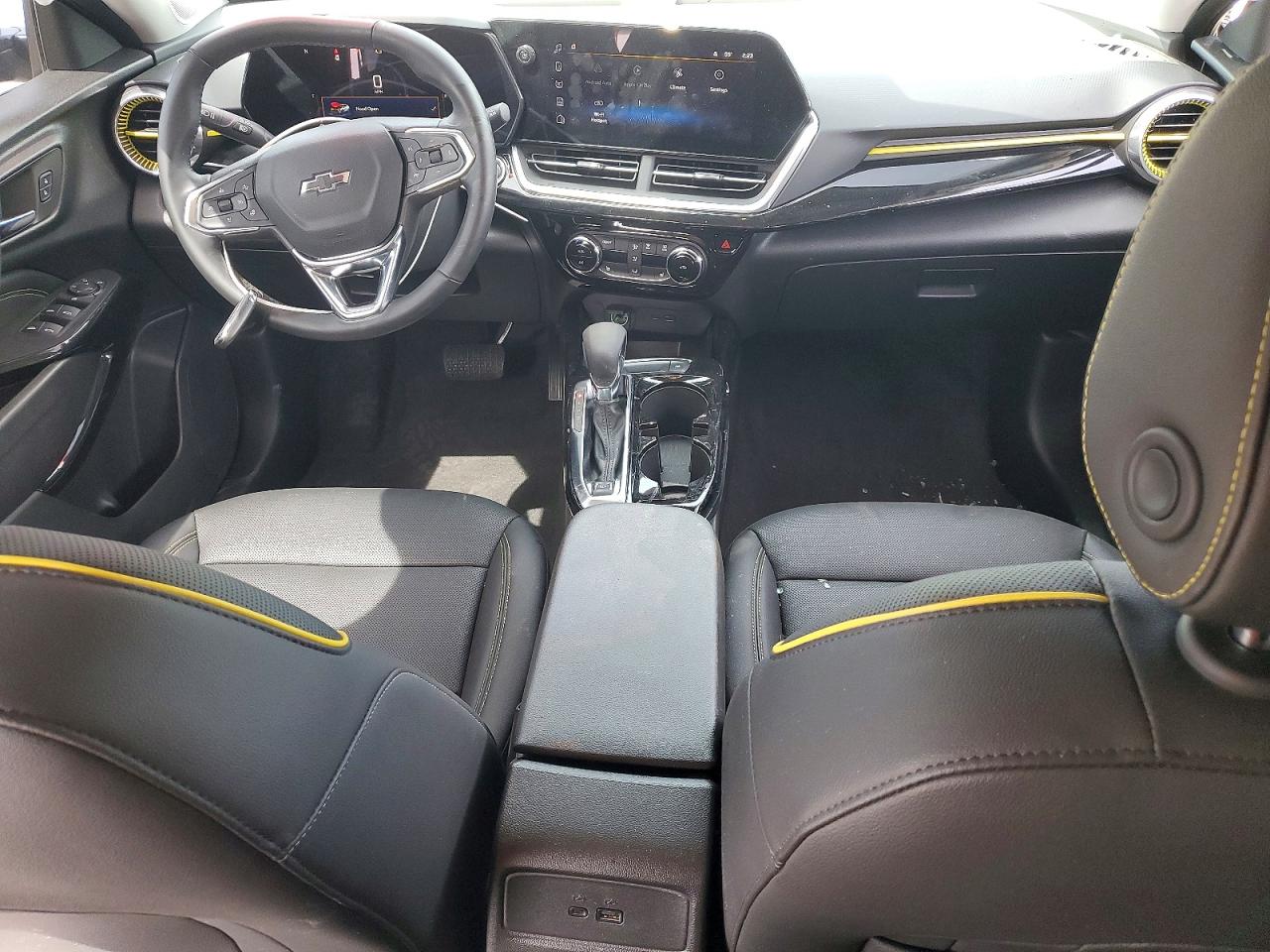 CHEVROLET TRAX 2024 — 9