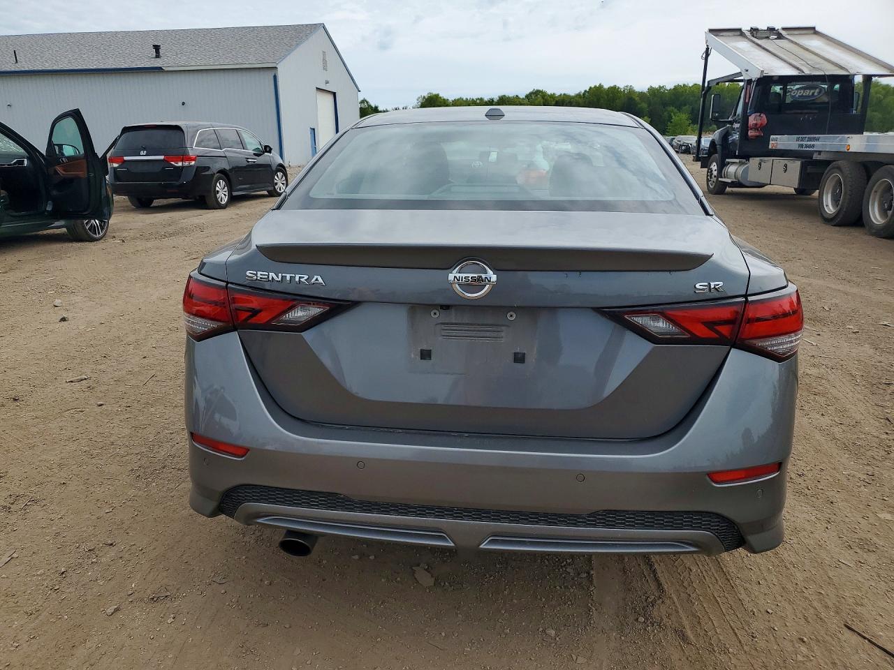 NISSAN SENTRA 2020 — 7