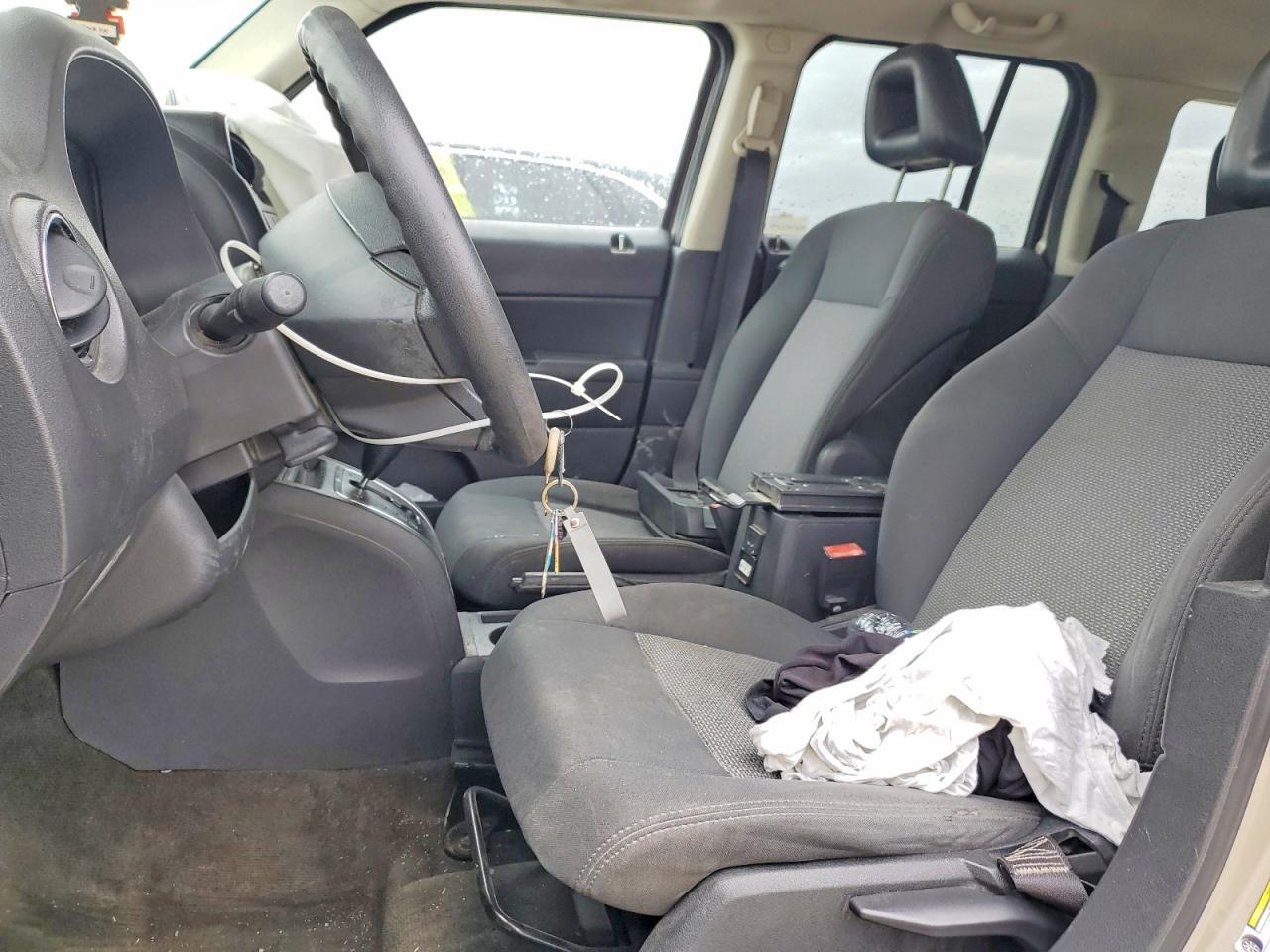 JEEP PATRIOT 2009 — 8