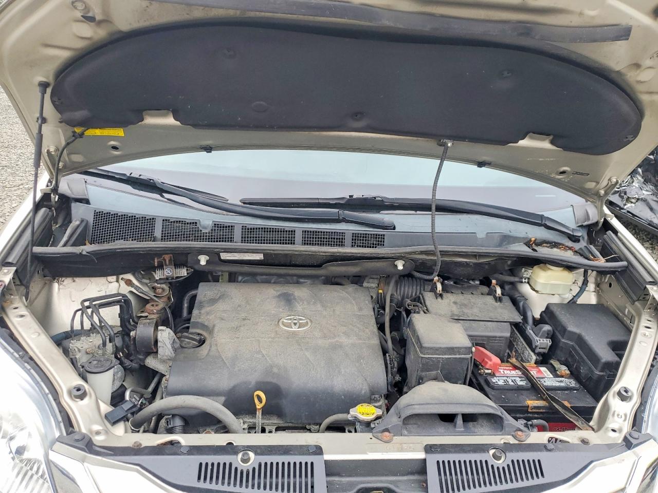 TOYOTA SIENNA 2015 — 13