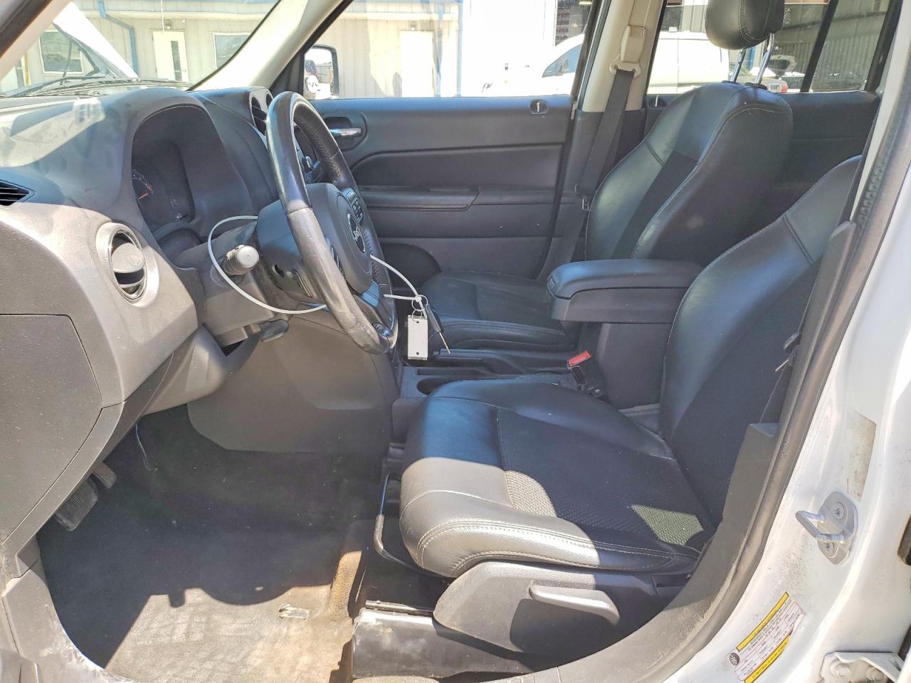 JEEP PATRIOT 2016 — 8