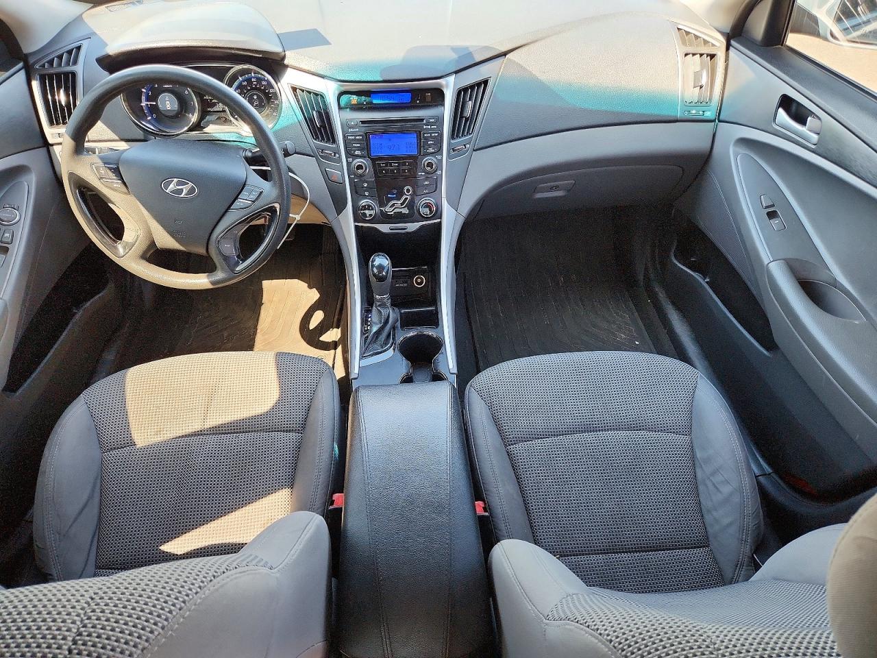 HYUNDAI SONATA 2012 — 9