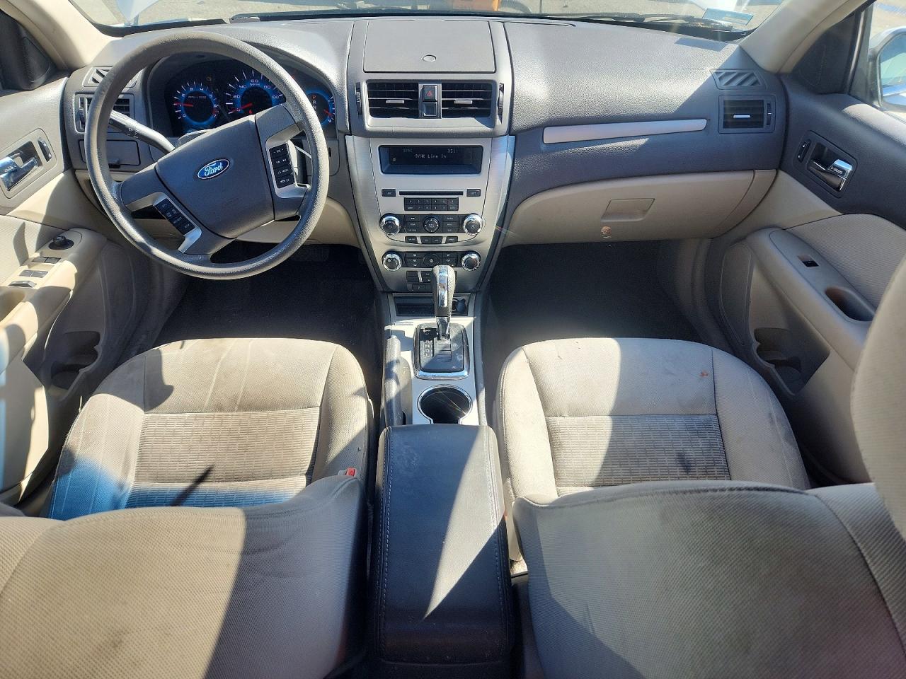 FORD FUSION 2010 — 9