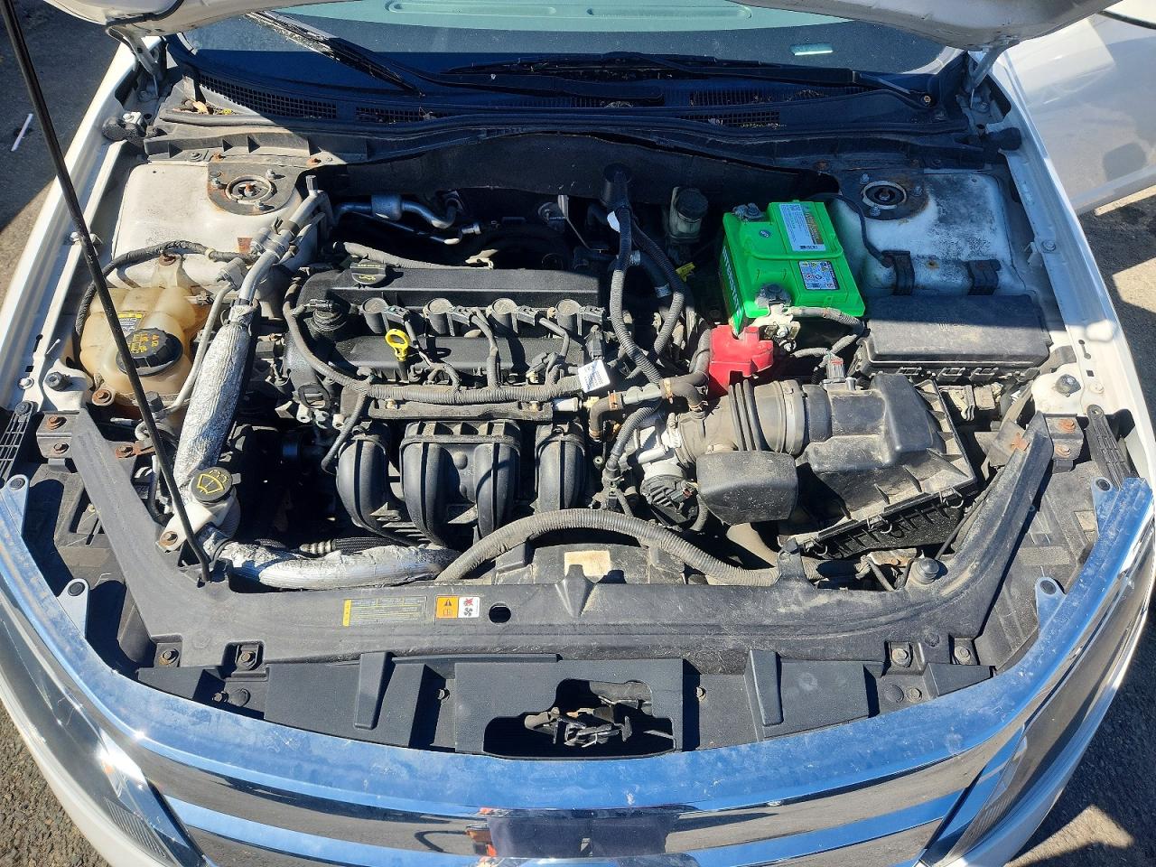 FORD FUSION 2010 — 12