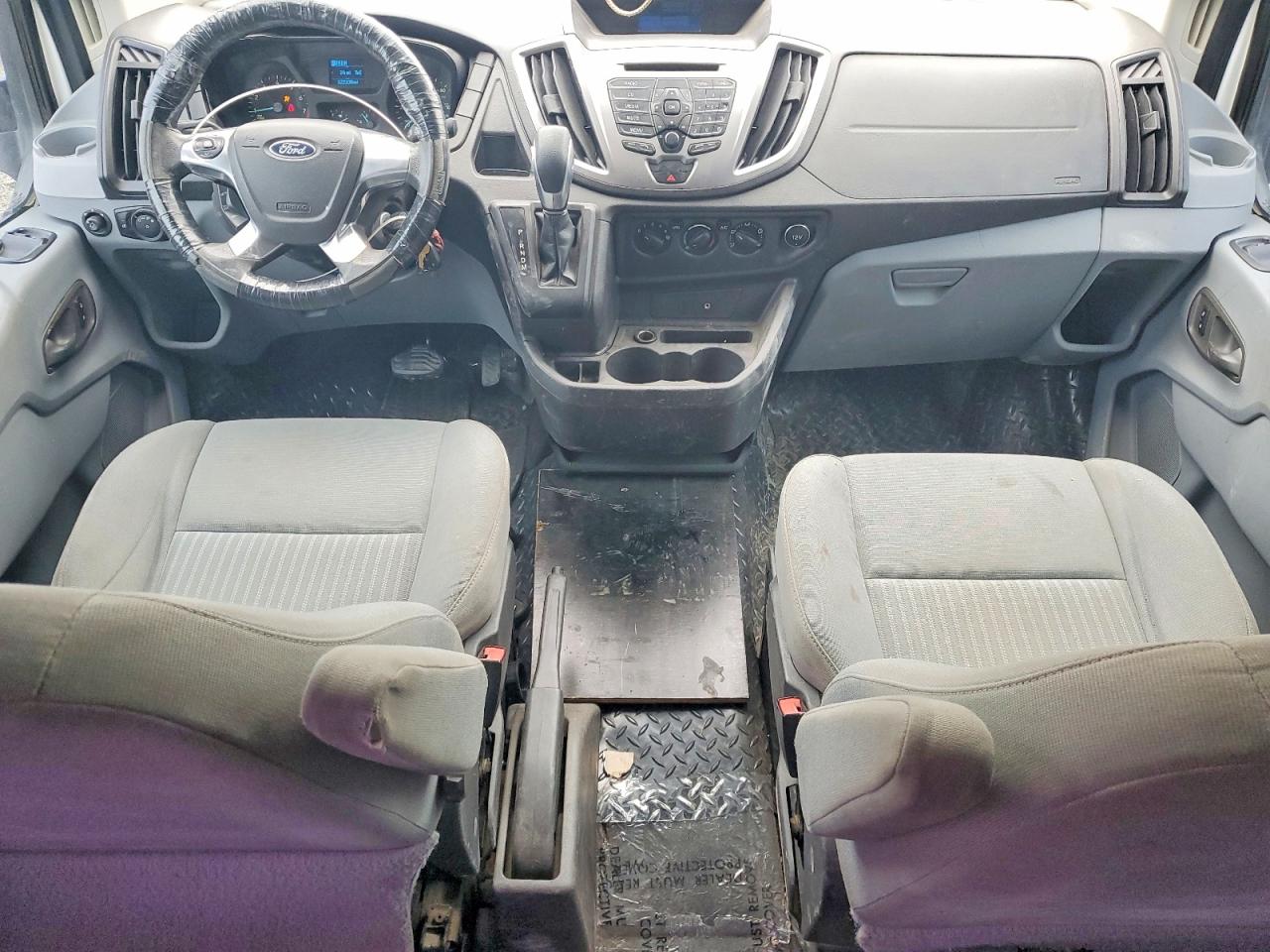 FORD TRANSIT 2016 — 9