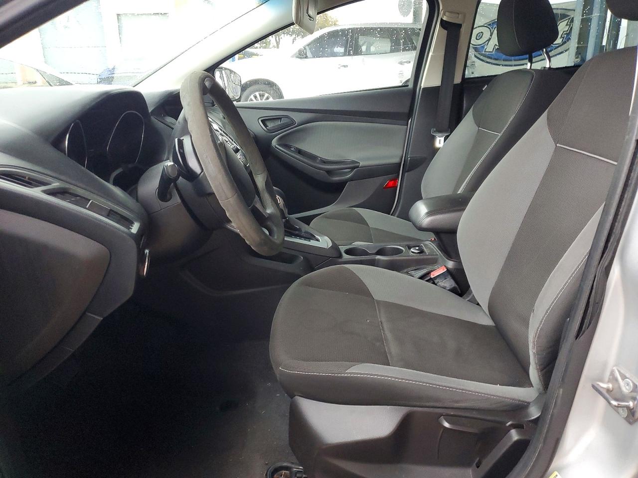 FORD FOCUS 2012 — 8