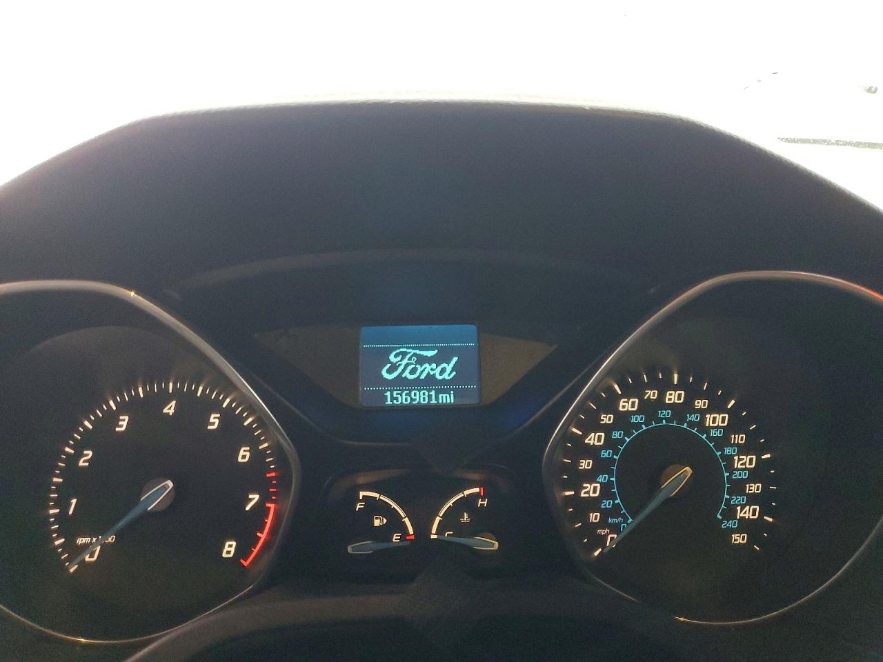 FORD FOCUS 2012 — 10