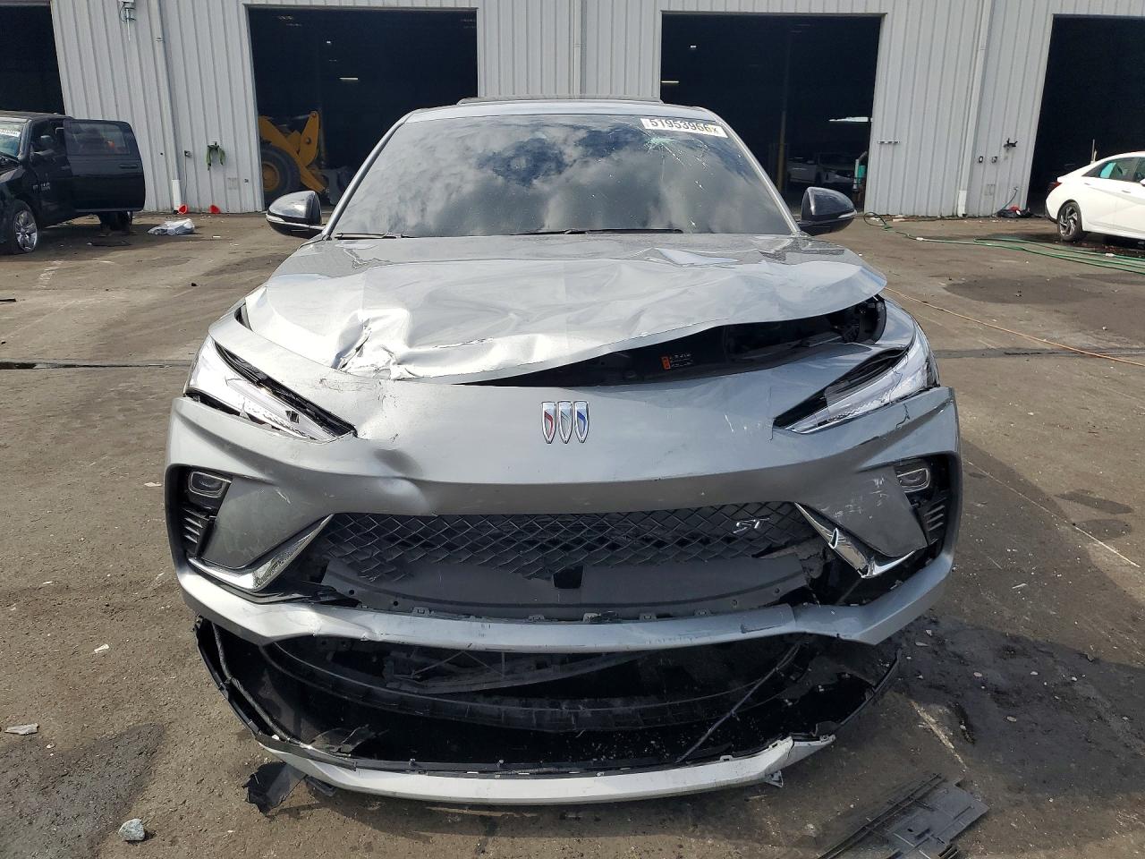 BUICK ENVISTA 2025 — 6