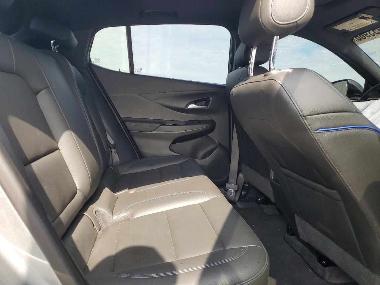 BUICK ENVISTA 2025 — 11