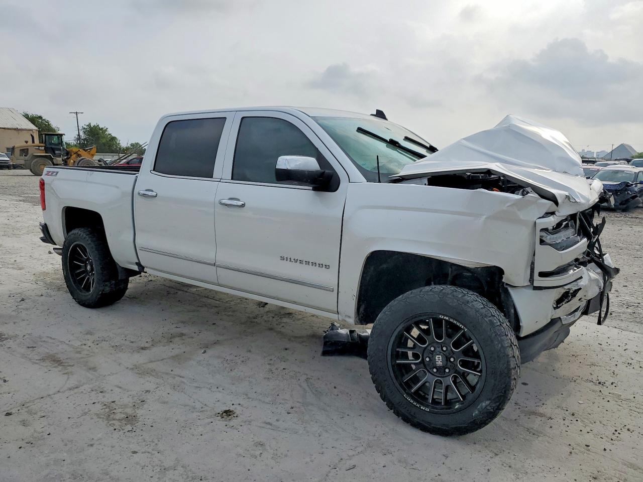 CHEVROLET SILVERADO 2017 — 5
