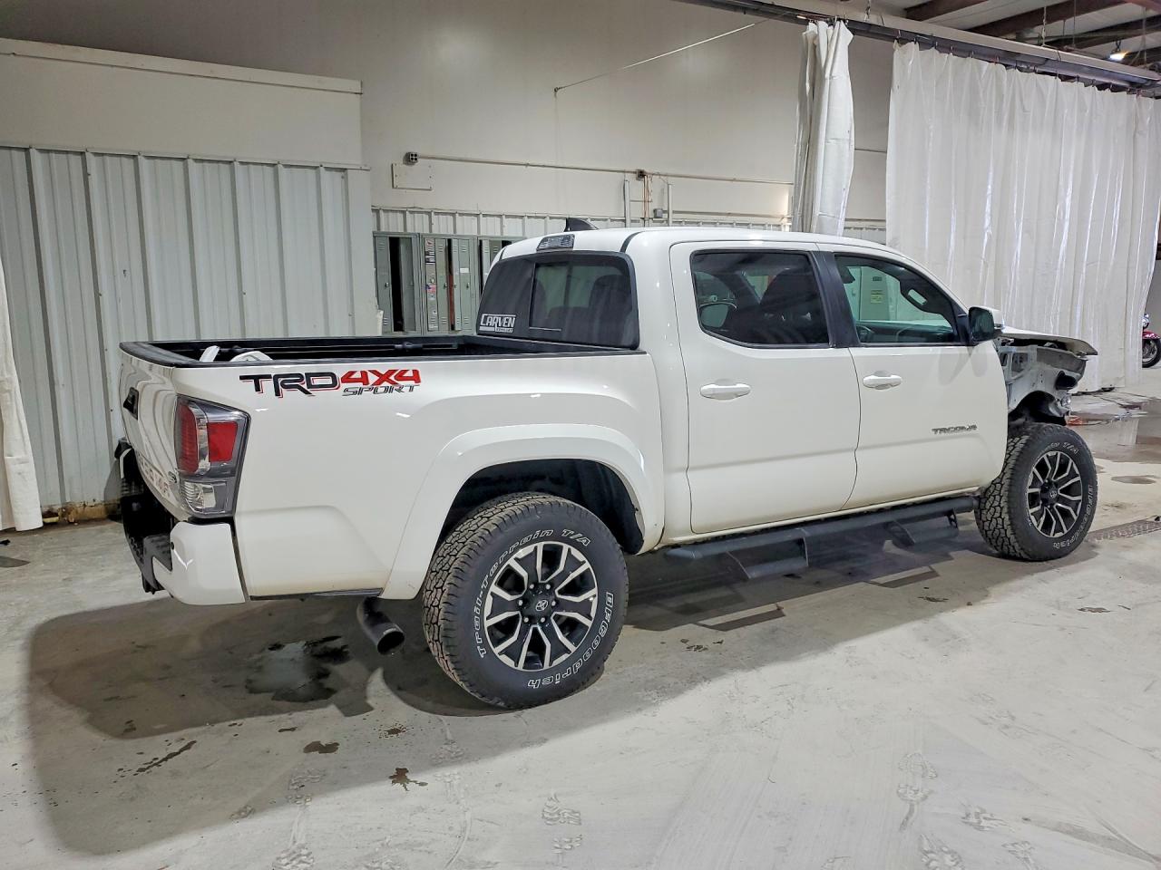 TOYOTA TACOMA 2021 — 4