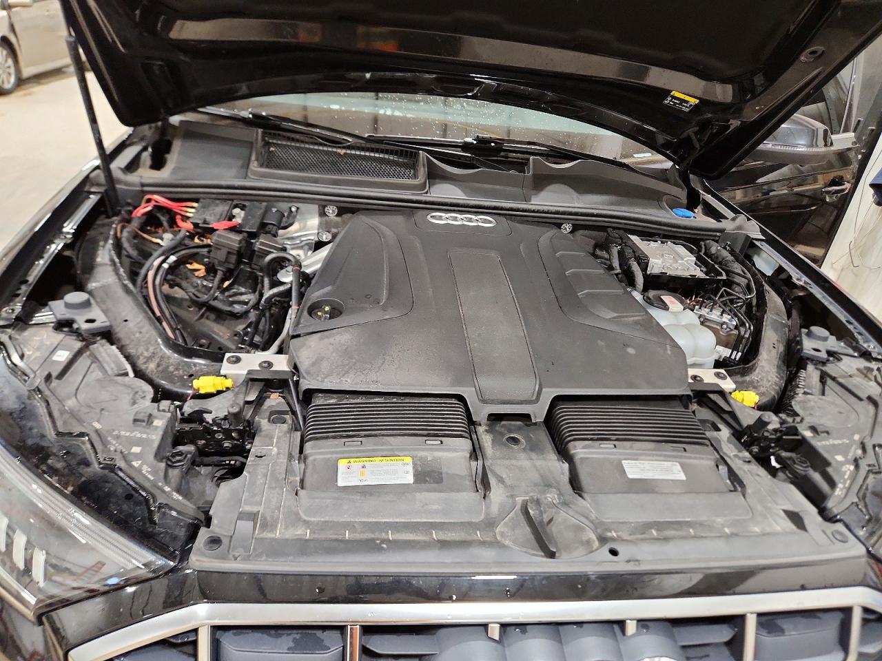 AUDI Q7 2022 — 13
