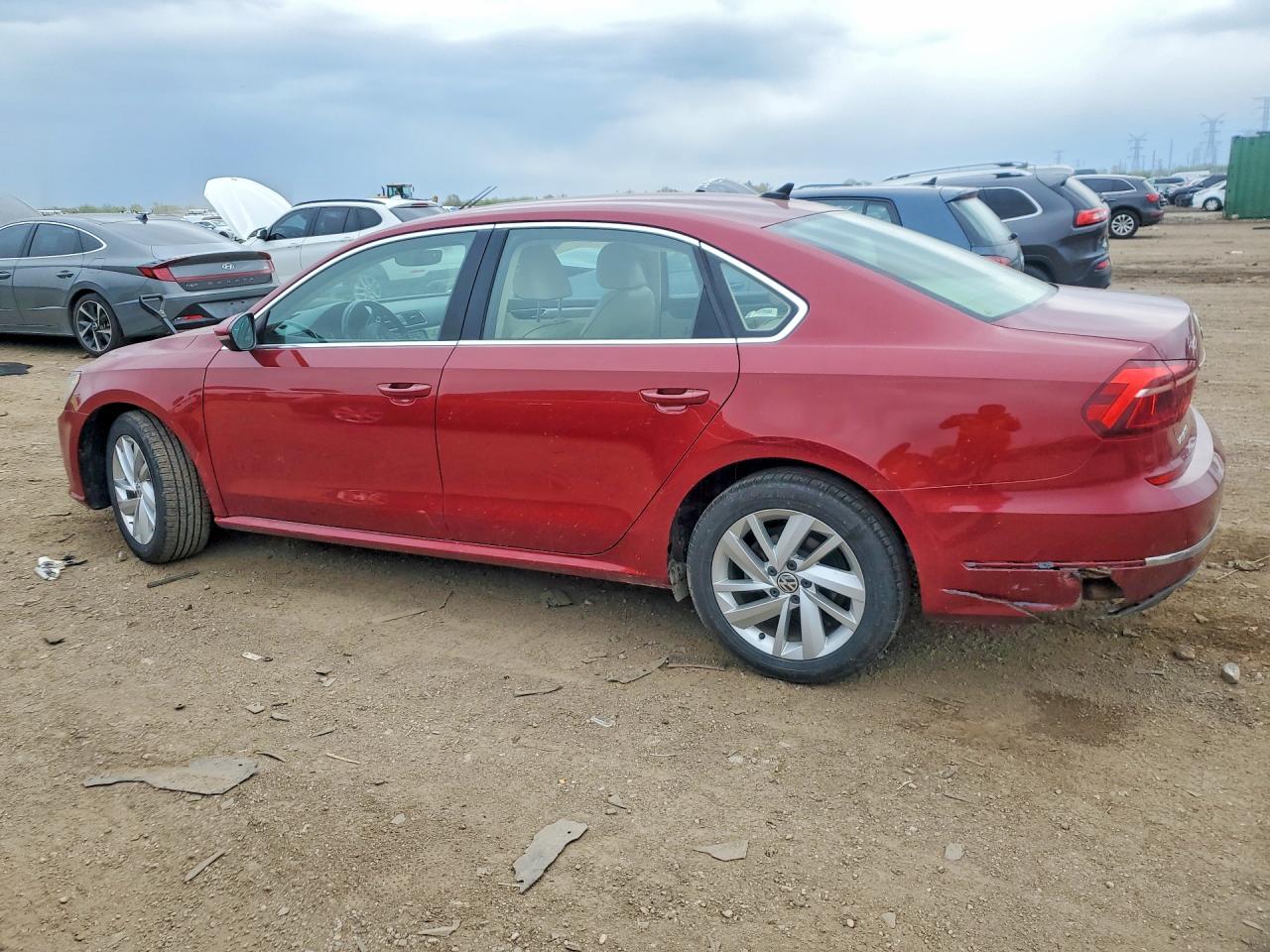 VOLKSWAGEN PASSAT 2018 — 3