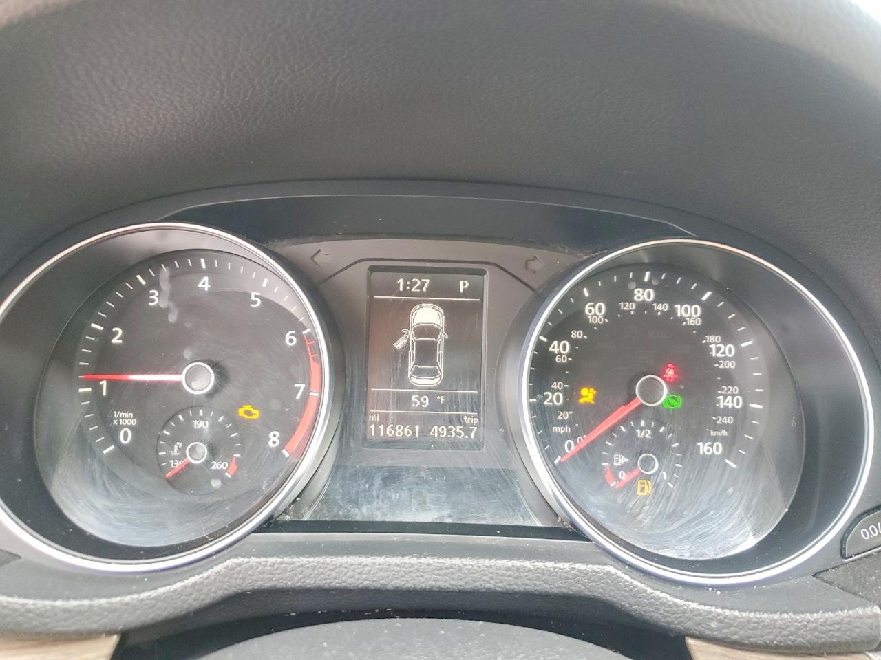 VOLKSWAGEN PASSAT 2018 — 10