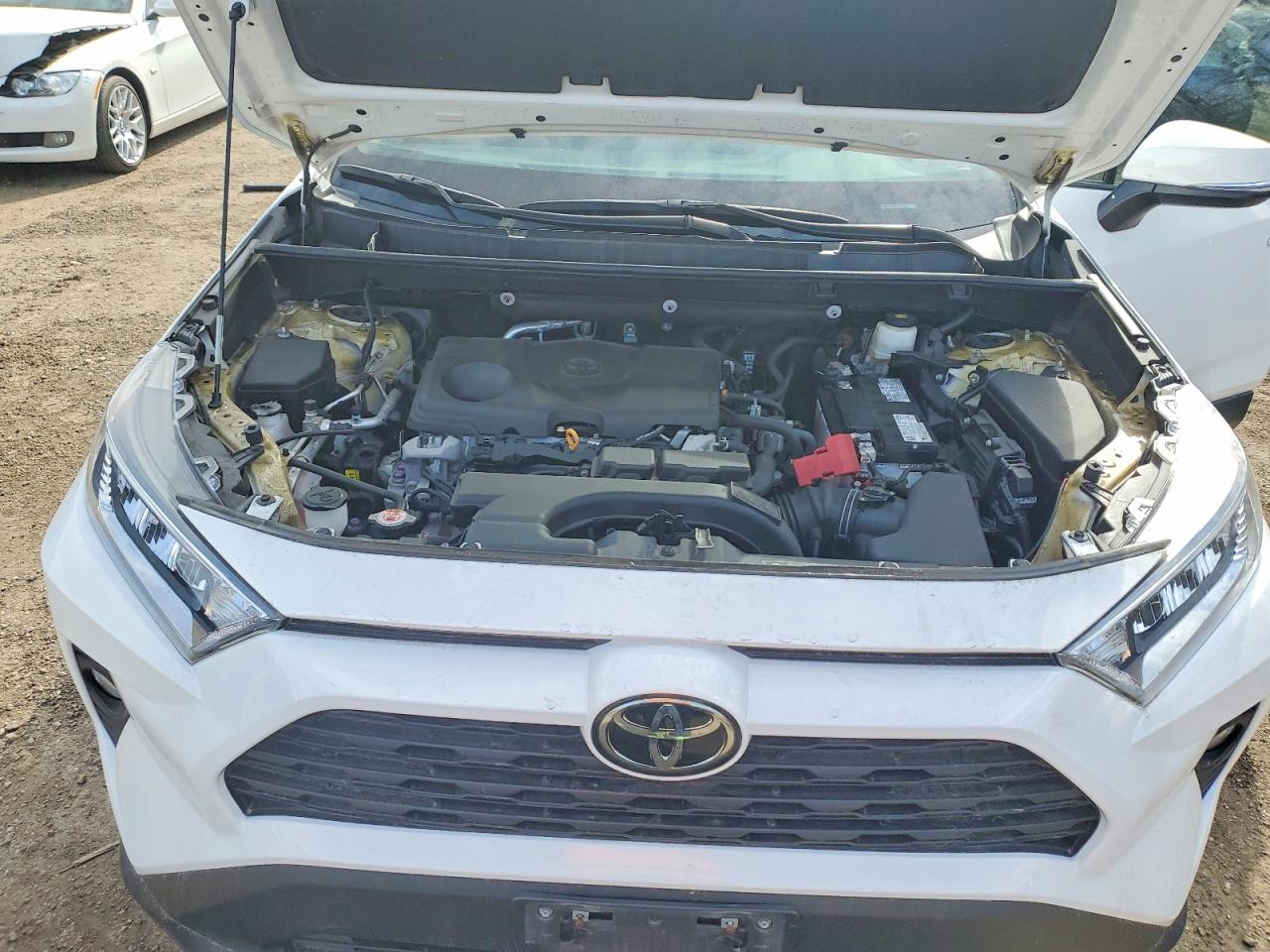 TOYOTA RAV4 2021 — 13