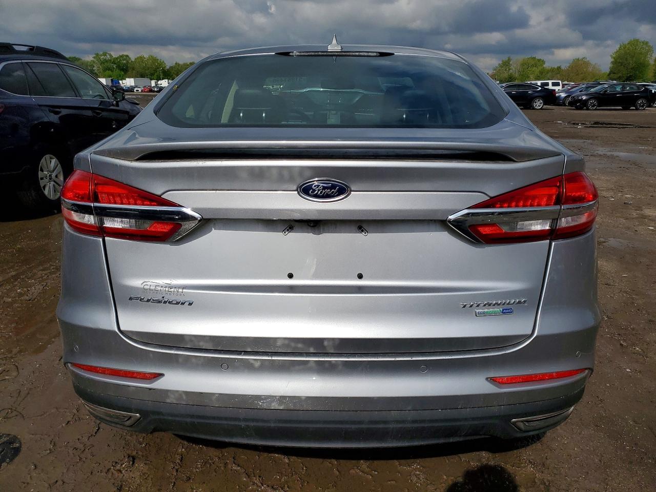 FORD FUSION 2020 — 7