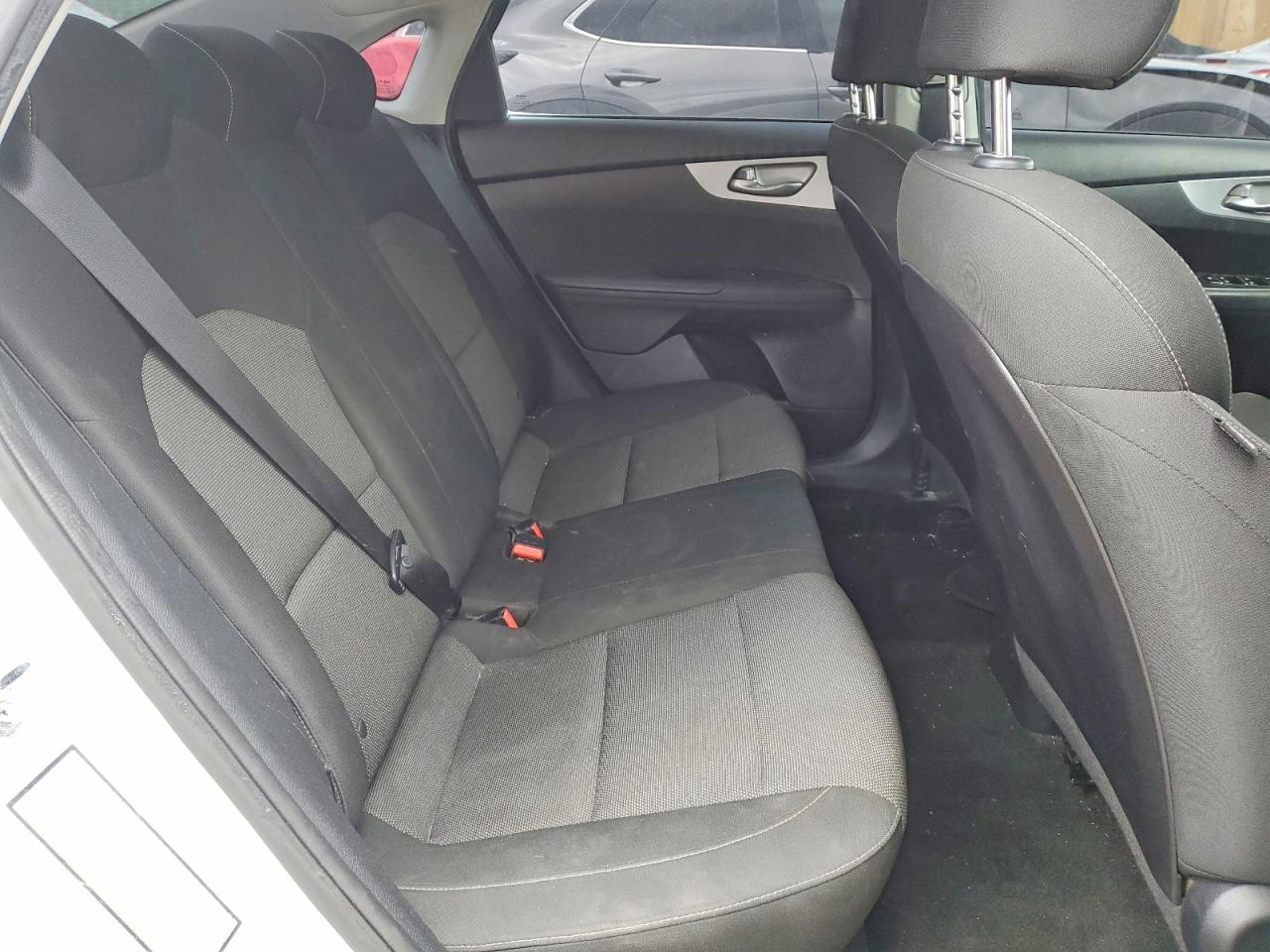 KIA FORTE 2022 — 11
