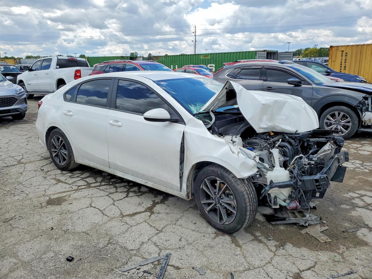 KIA FORTE 2022 — 5