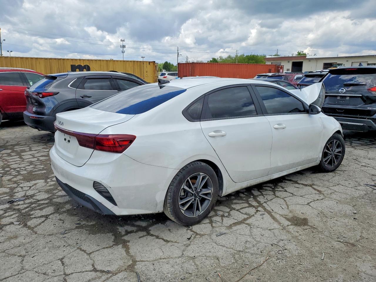 KIA FORTE 2022 — 4