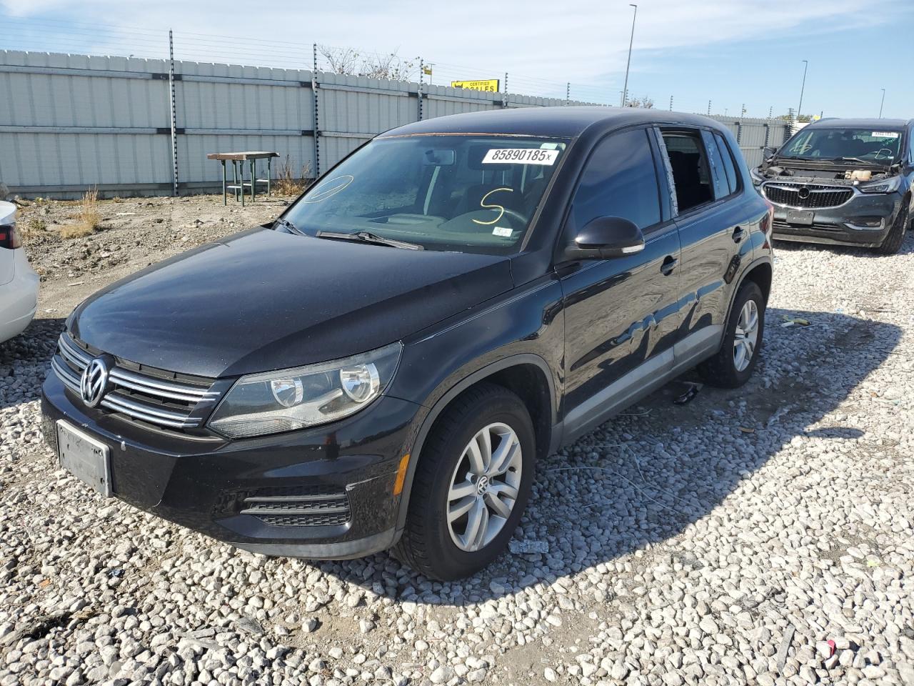 VOLKSWAGEN TIGUAN 2012 — 2