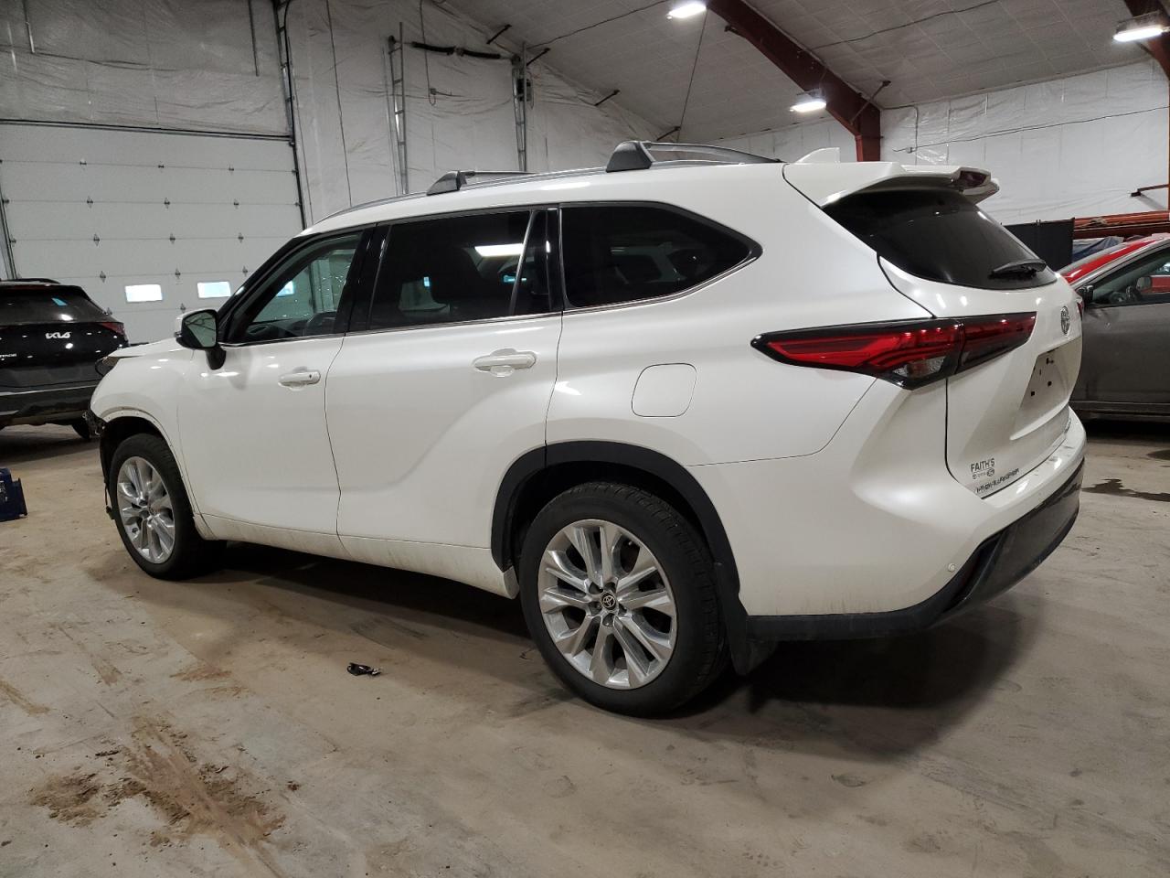 TOYOTA HIGHLANDER 2021 — 3