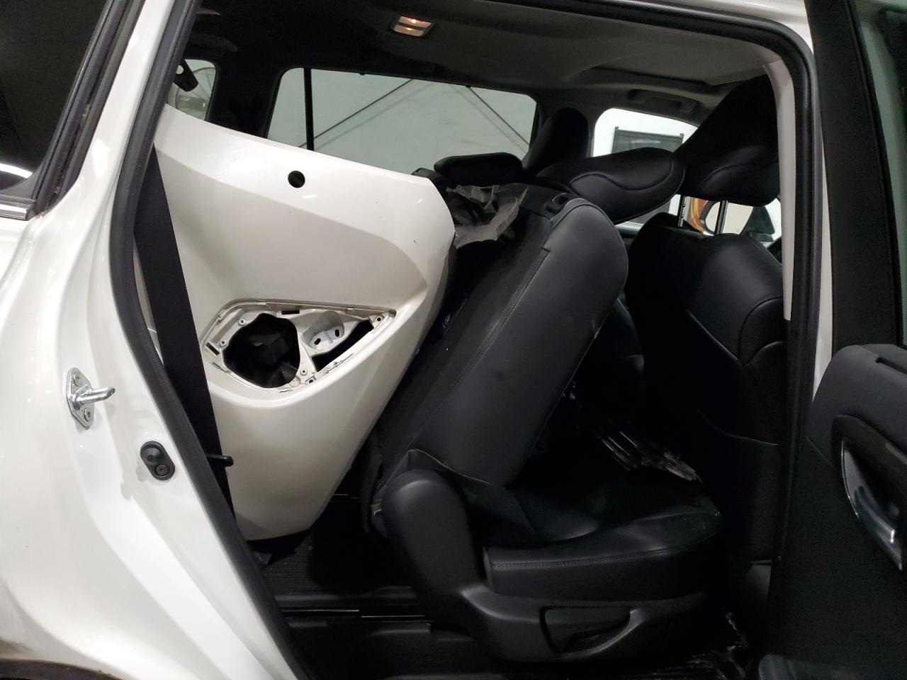 TOYOTA HIGHLANDER 2021 — 12