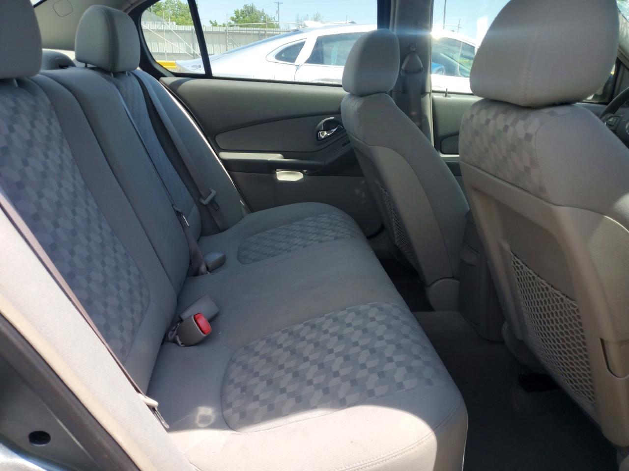 CHEVROLET MALIBU 2005 — 11