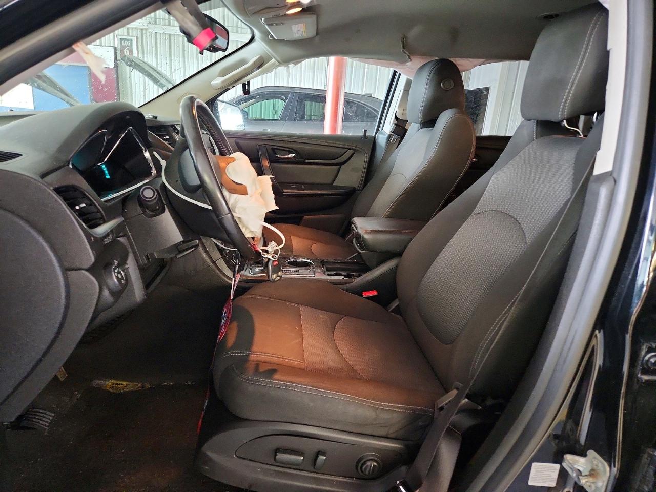 CHEVROLET TRAVERSE 2017 — 8