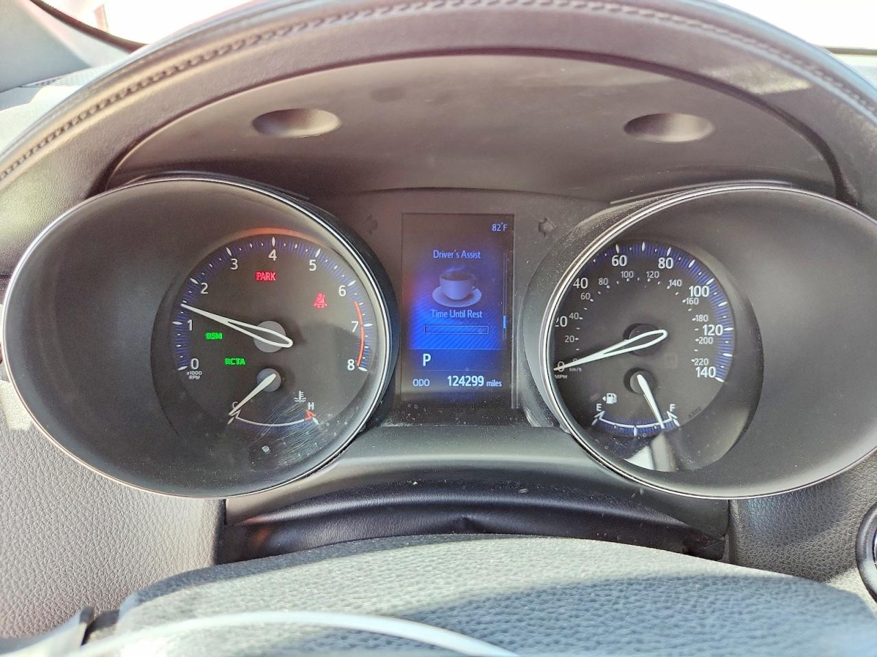 TOYOTA C-HR 2018 — 10