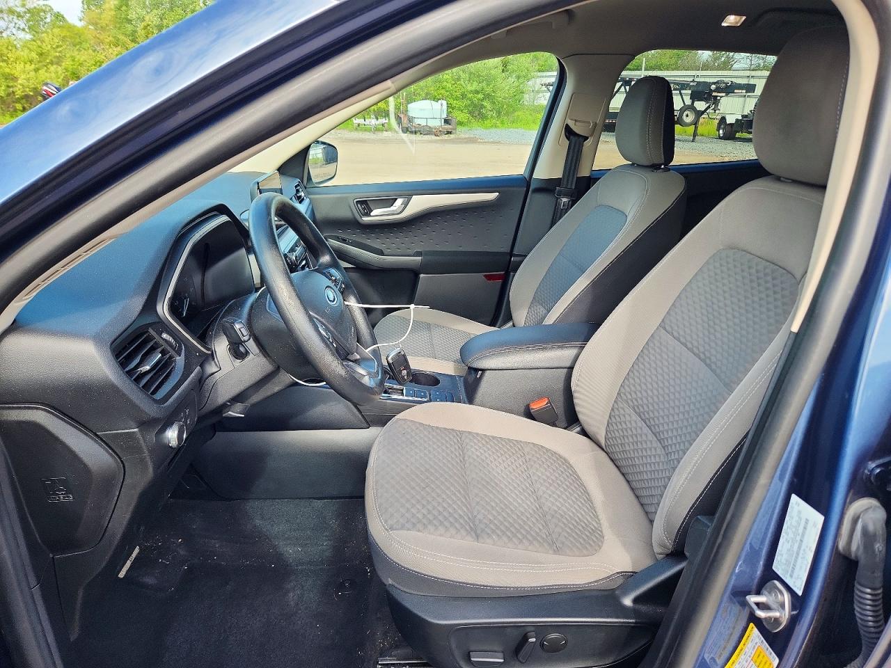 FORD ESCAPE 2020 — 8