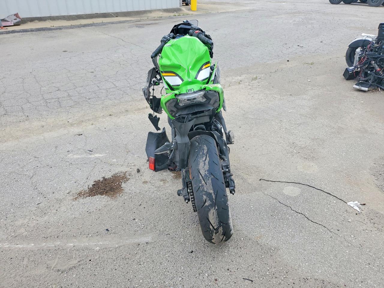 KAWASAKI EX650 2025 — 5