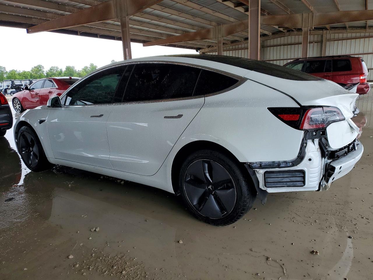 TESLA MODEL 3 2018 — 3