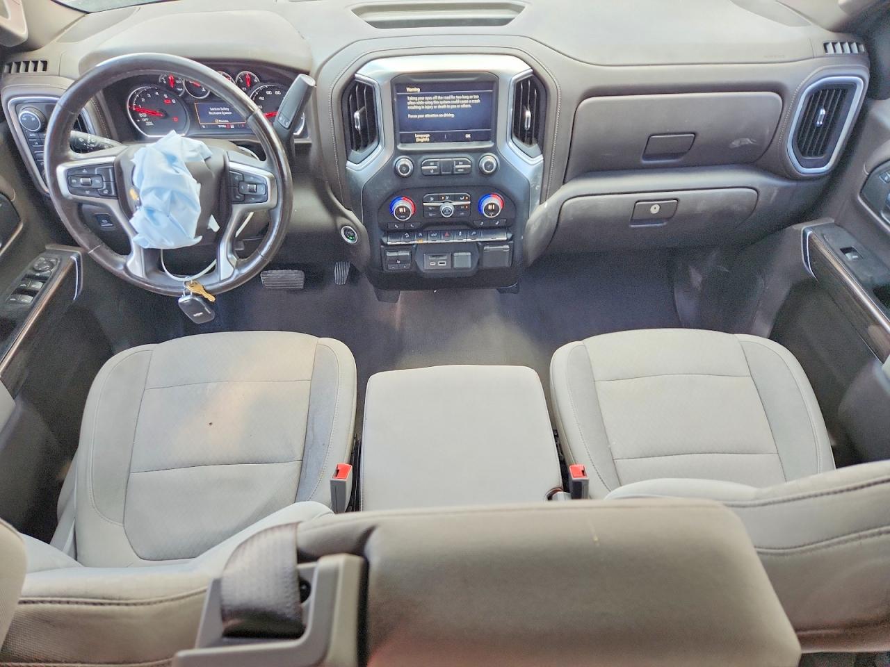 CHEVROLET SILVERADO 2019 — 9