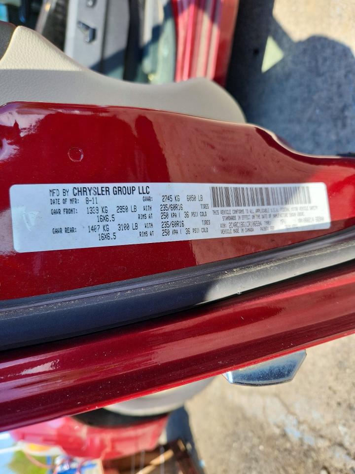 CHRYSLER TOWN & COUNTRY 2012 — 14