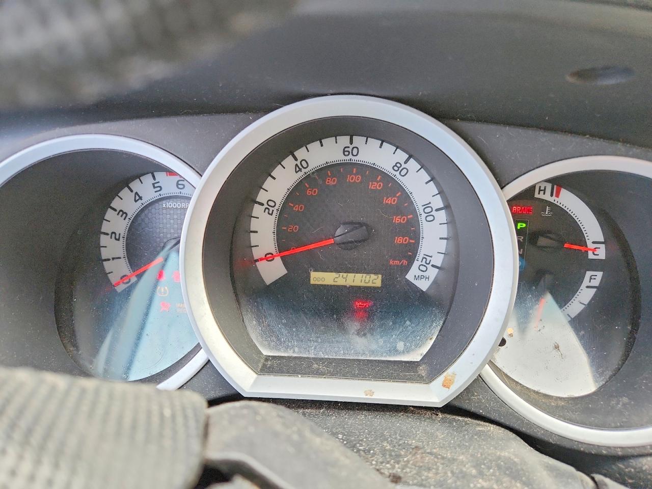 TOYOTA TACOMA 2014 — 10