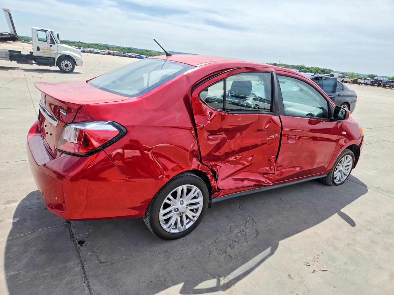 MITSUBISHI MIRAGE 2024 — 4