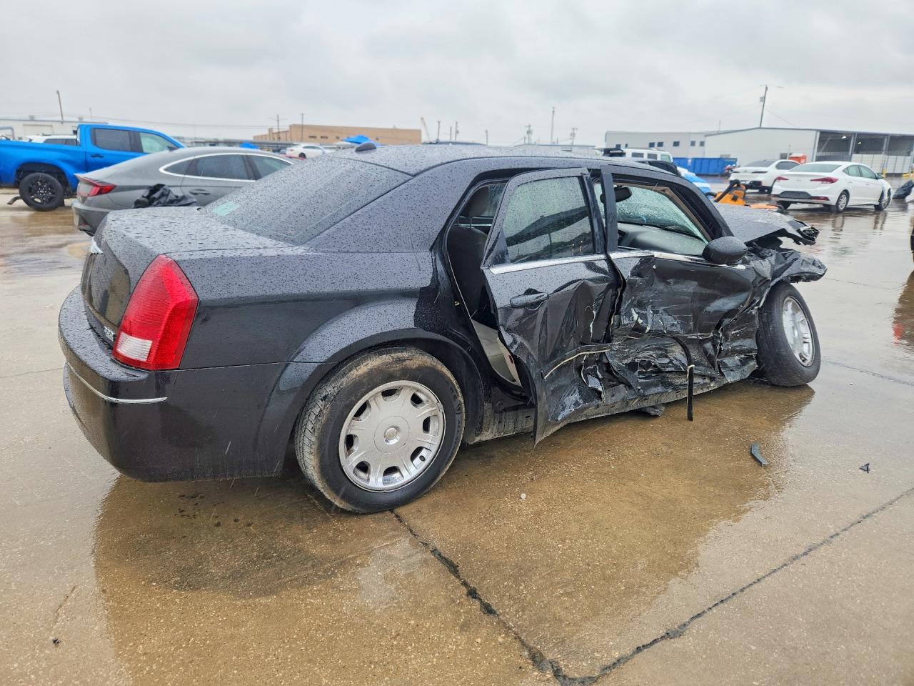 CHRYSLER 300 2005 — 4