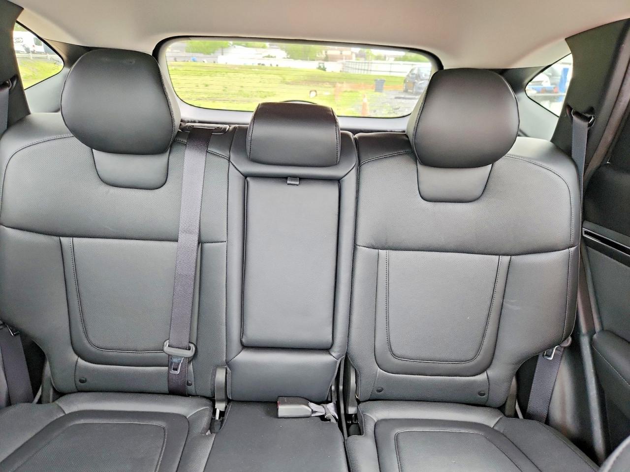 HYUNDAI TUCSON 2022 — 11