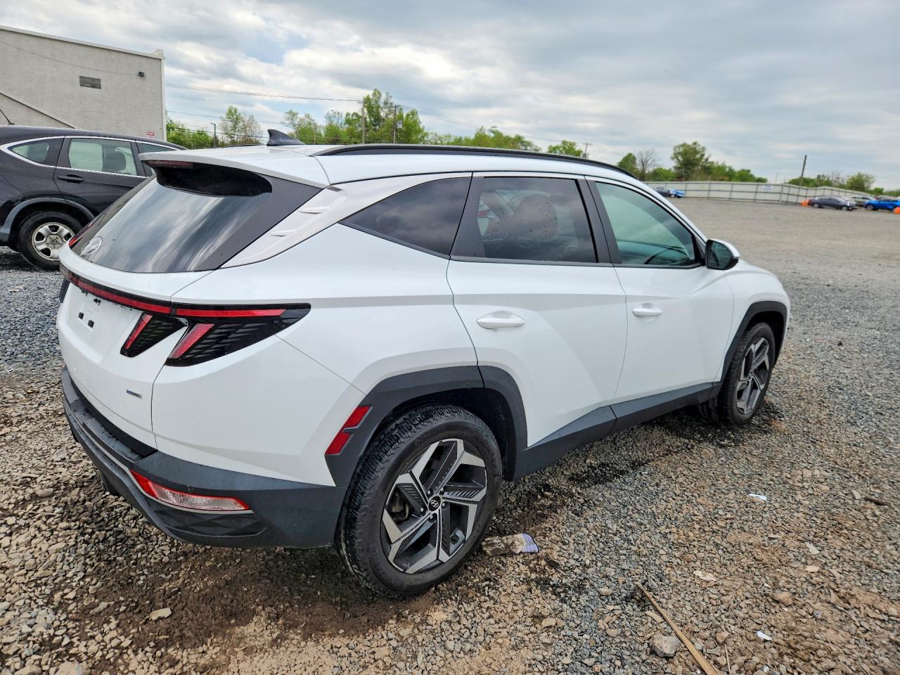 HYUNDAI TUCSON 2022 — 4