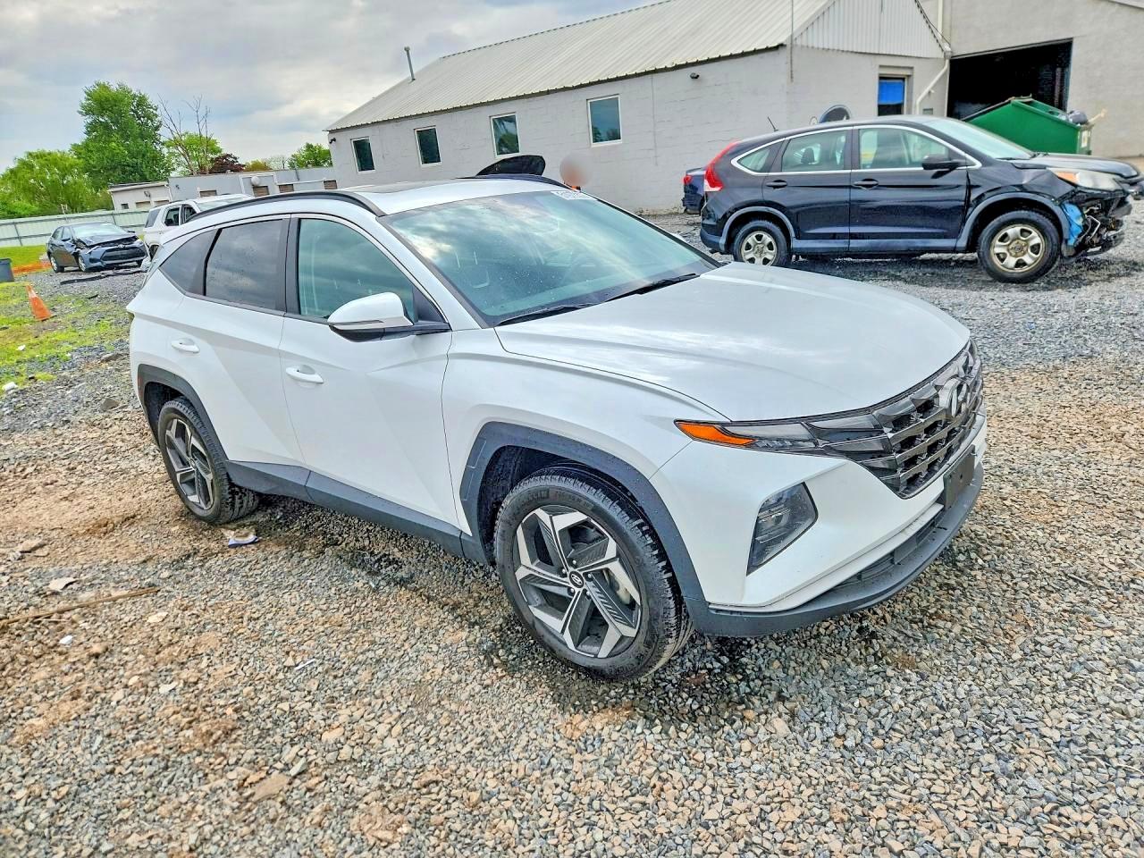 HYUNDAI TUCSON 2022 — 5