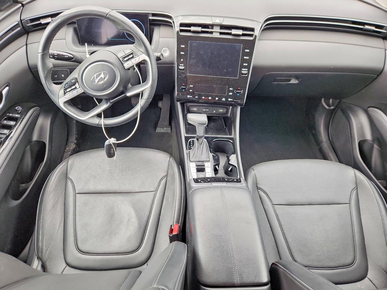 HYUNDAI TUCSON 2022 — 9