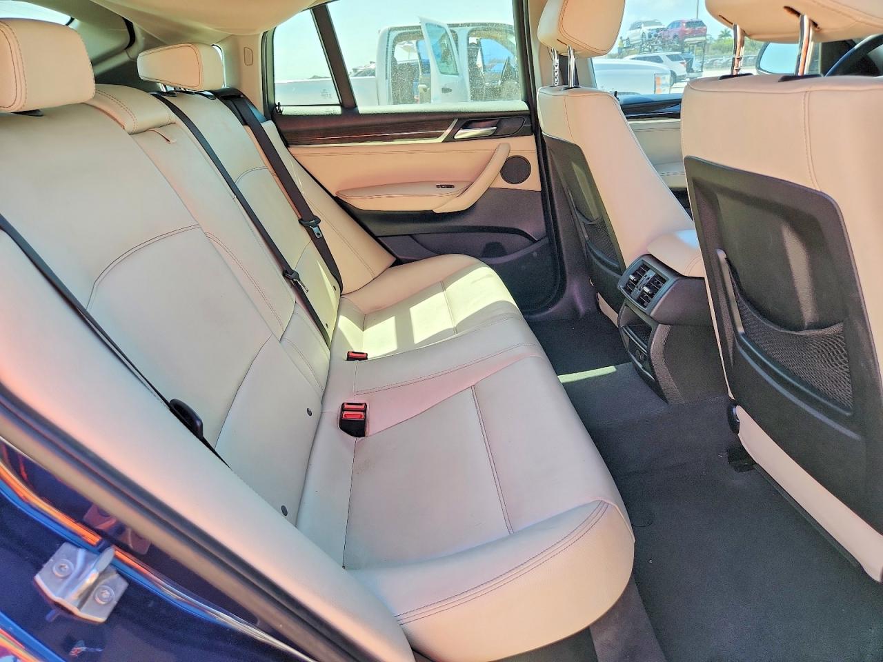 BMW X4 2016 — 12